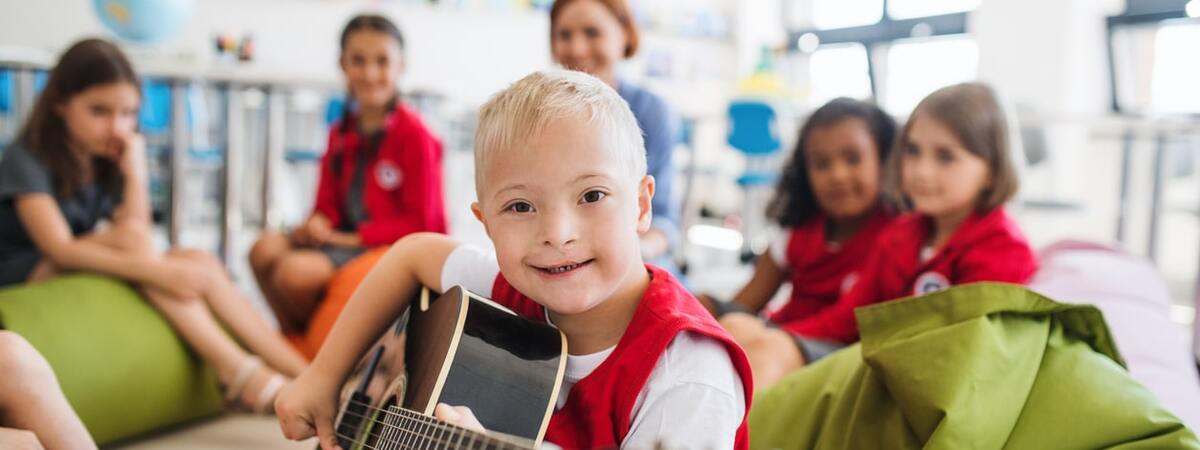 how to become a special needs teacher uk